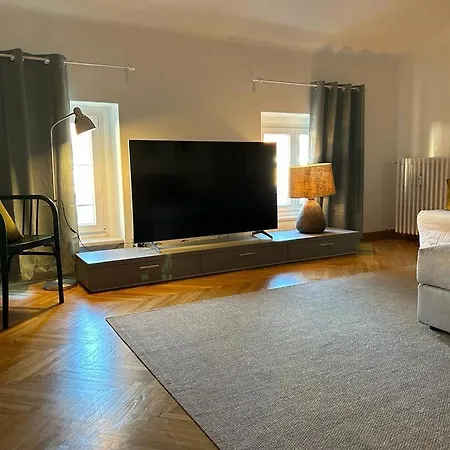 Floor In The Heart Of The Trieste