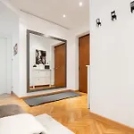 Floor In The Heart Of The Apartament