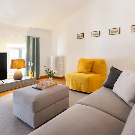 Daire Floor In The Heart Of The
